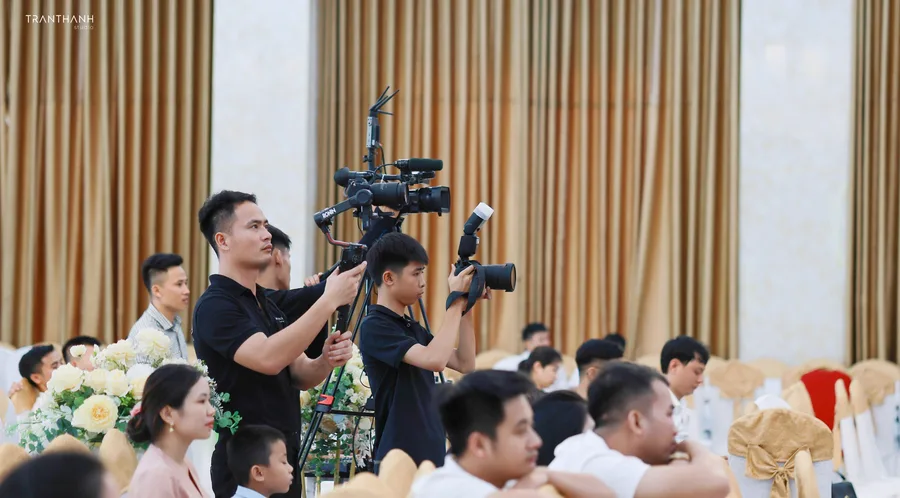 Chụp ảnh sự kiện doanh nghiệp